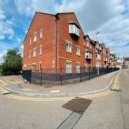 Lahnstein Court Apartment Kettering Exterior photo